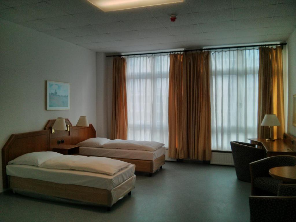 Willy Hotel Frankfurt Frankfurt am Main Ngoại thất bức ảnh