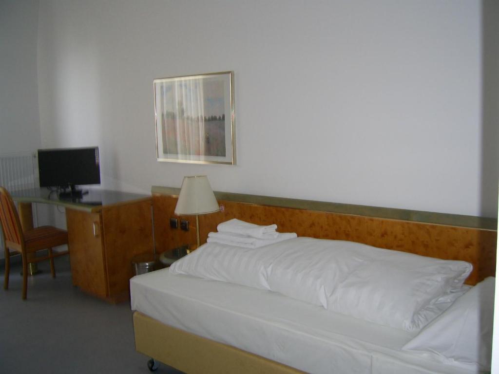 Willy Hotel Frankfurt Frankfurt am Main Ngoại thất bức ảnh