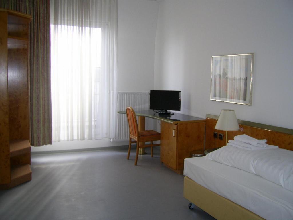 Willy Hotel Frankfurt Frankfurt am Main Ngoại thất bức ảnh