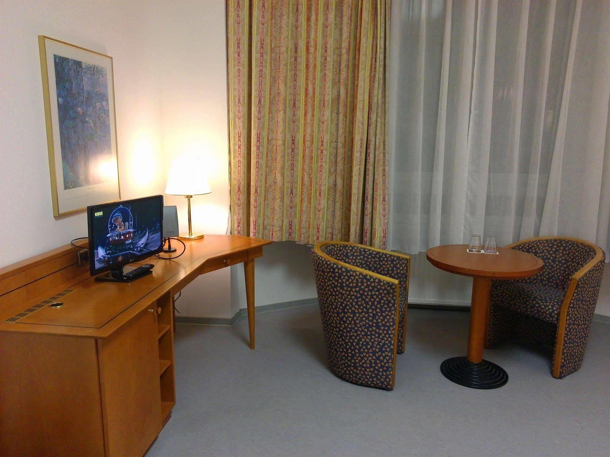 Willy Hotel Frankfurt Frankfurt am Main Ngoại thất bức ảnh